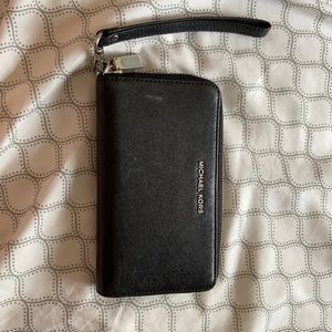 Michael Kors Wristlet